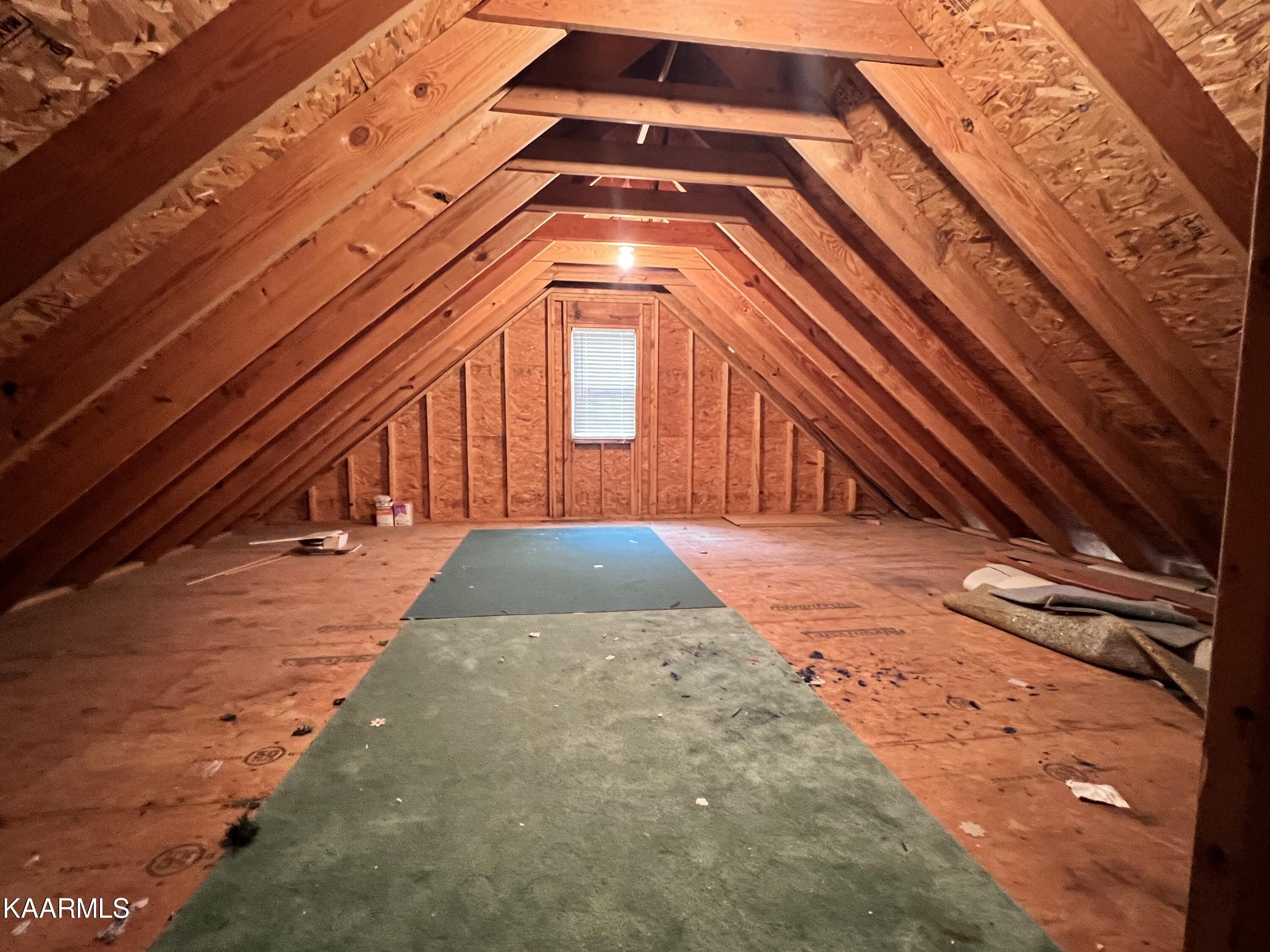 904 Roderick Road Knoxville, TN 37923 - Photo 20 of 25 BCEEF87A-B2DF-4726-87E2-6DC75A96C594