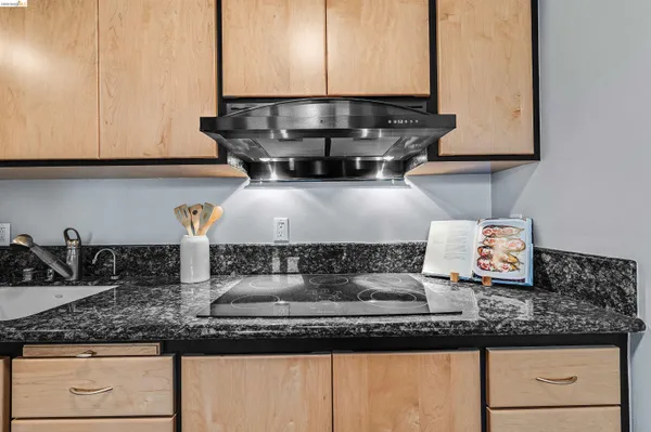 $599,000 | 3945 Harrison Street, Unit 23, Oakland, CA 94611