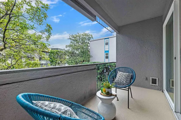 $599,000 | 3945 Harrison Street, Unit 23, Oakland, CA 94611