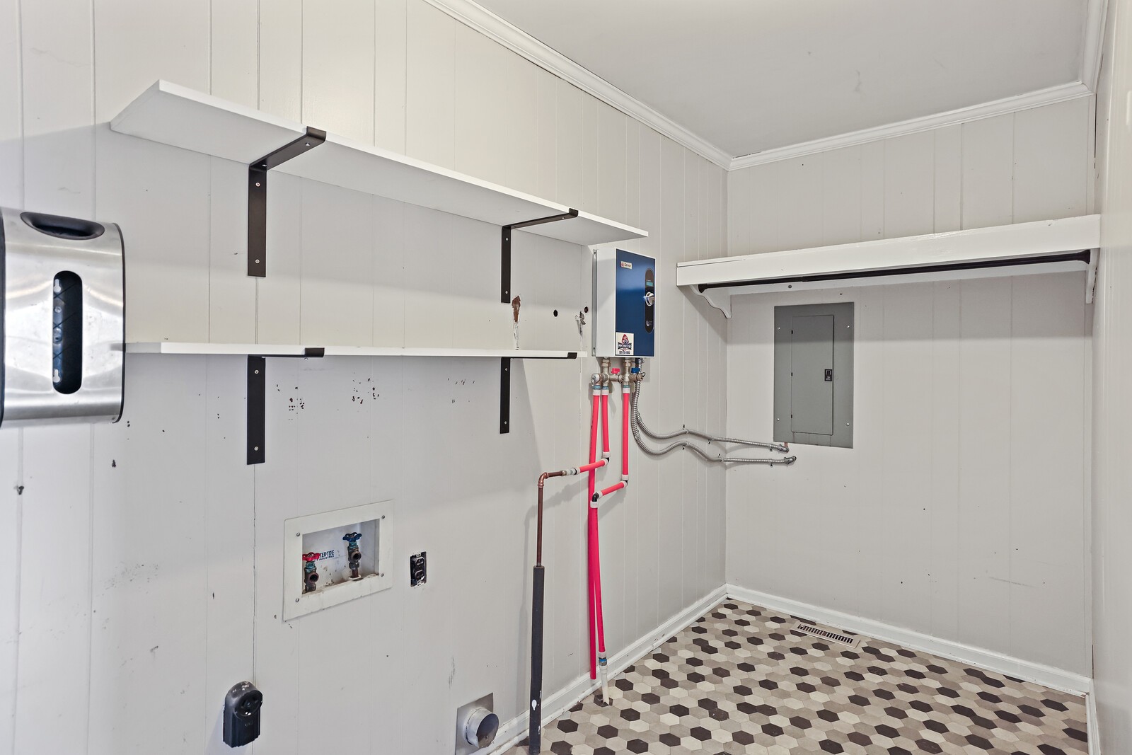 220 Hampton Road Columbia, TN 38401 - Photo 26 of 74 a bathroom with a shower and a sink