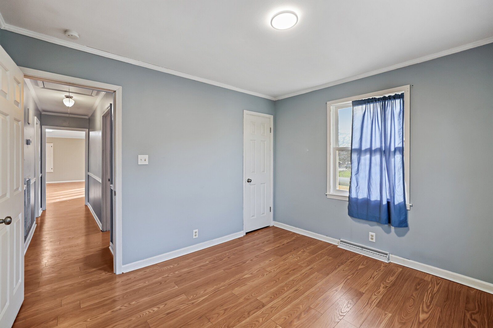220 Hampton Road Columbia, TN 38401 - Photo 35 of 74 wooden floor in an empty room with a window