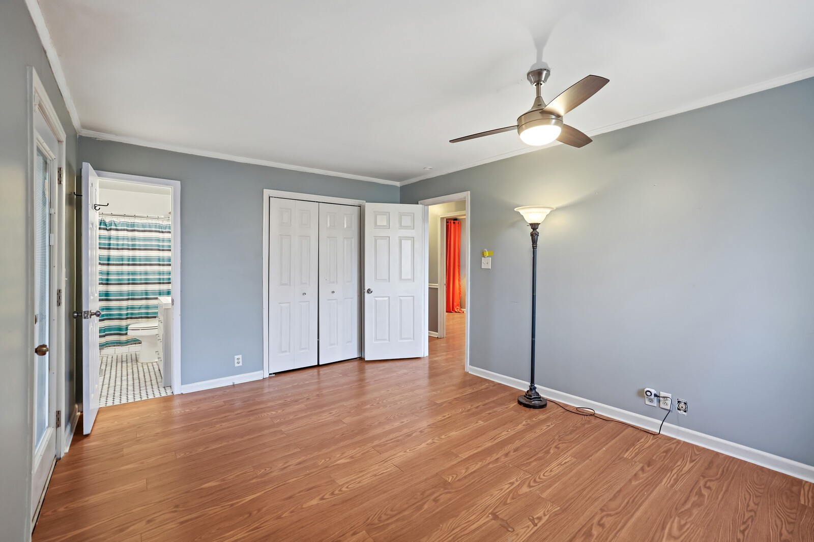220 Hampton Road Columbia, TN 38401 - Photo 38 of 74 a view of an empty room with a window