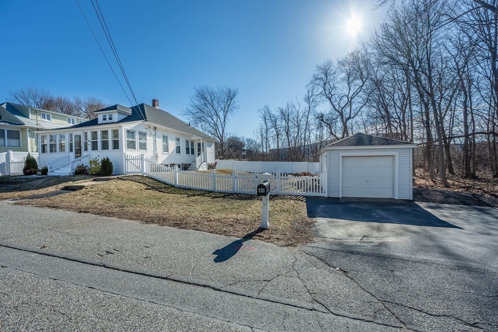 40 Perley Road North Andover, MA 01845 - Photo 29 of 30 Gallery Image 29