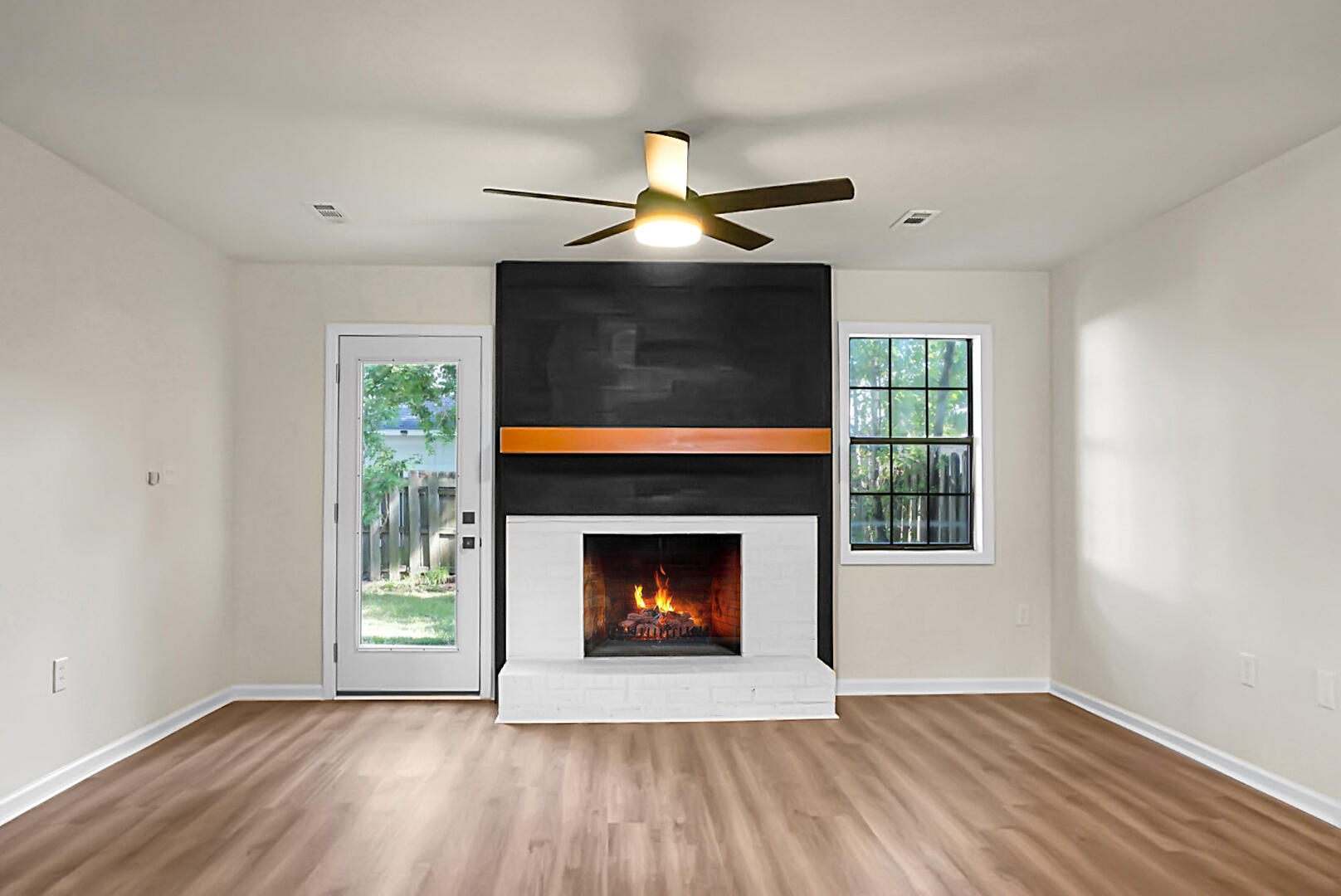 7650 Oldridge Road North Charleston, SC 29418 - Photo 11 of 23 DSC08448