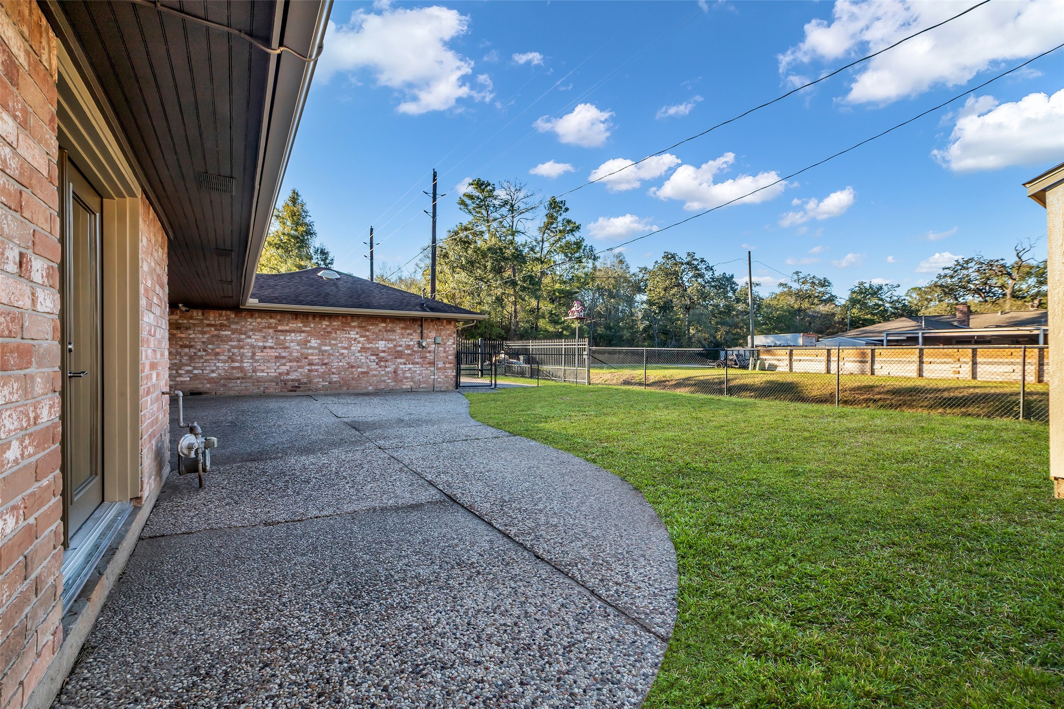603 St Andrews Road Kingwood, TX 77339 - Photo 30 of 34 a view of a garden with an outdoor space