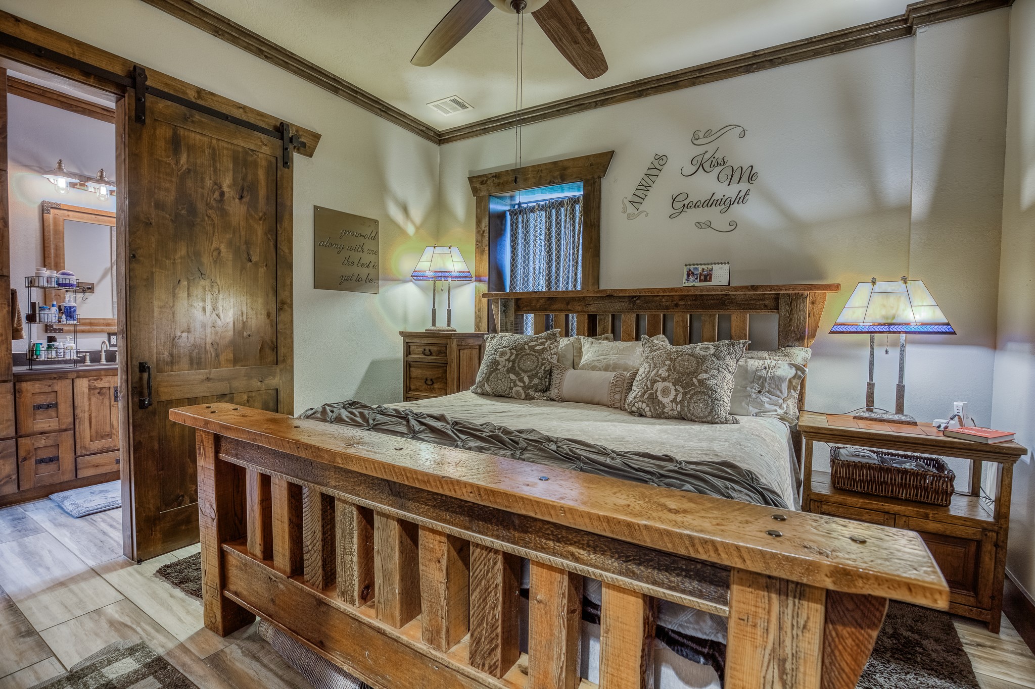 10092 County Road 446 Somerville, TX 77879 - Photo 18 of 50 a bedroom with furniture and a bed