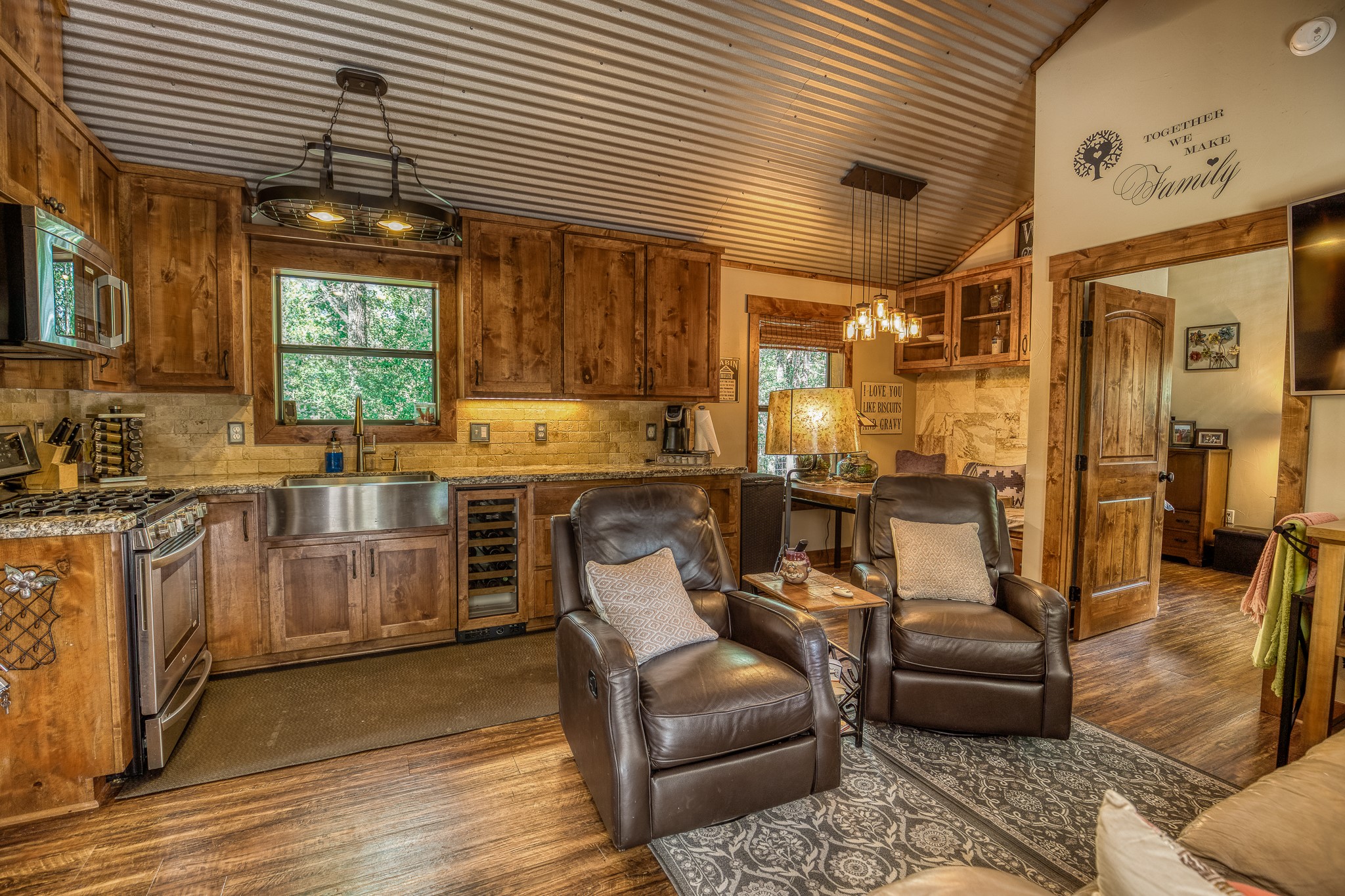 10092 County Road 446 Somerville, TX 77879 - Photo 33 of 50 a kitchen with granite countertop lots of counter top space