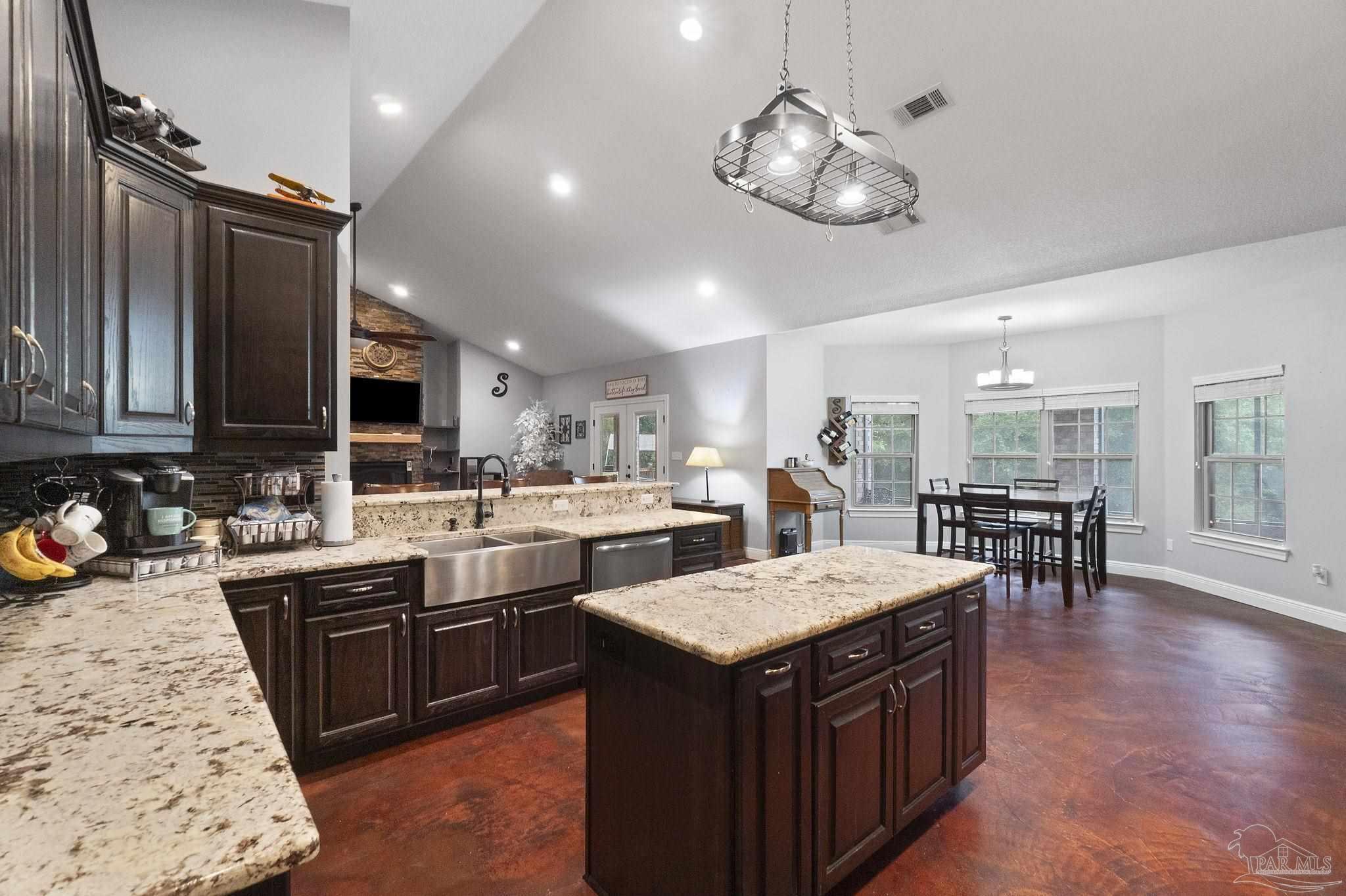 3093 Wallace Lake Road Pace, FL 32571 - Photo 19 of 65