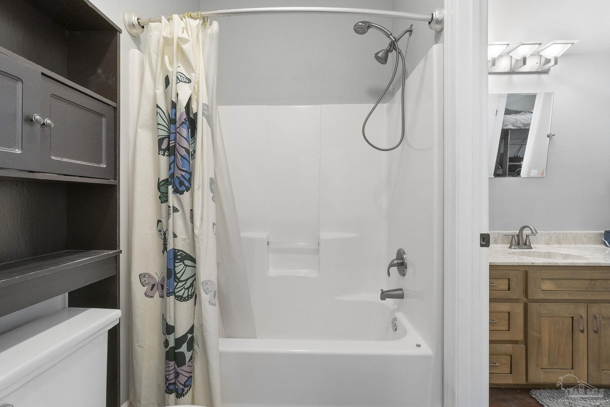 3093 Wallace Lake Road Pace, FL 32571 - Photo 35 of 65