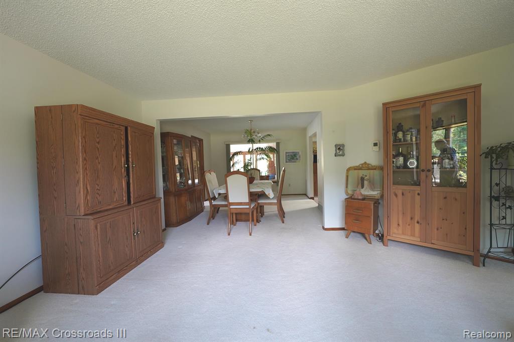 34708 Ash Road New Boston, MI 48164 - Photo 11 of 22