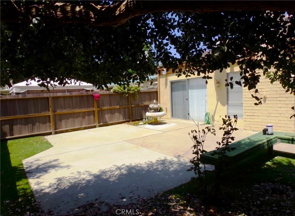 81 Seton Road Irvine, CA 92612 - Photo 19 of 21 Cozy Backyard