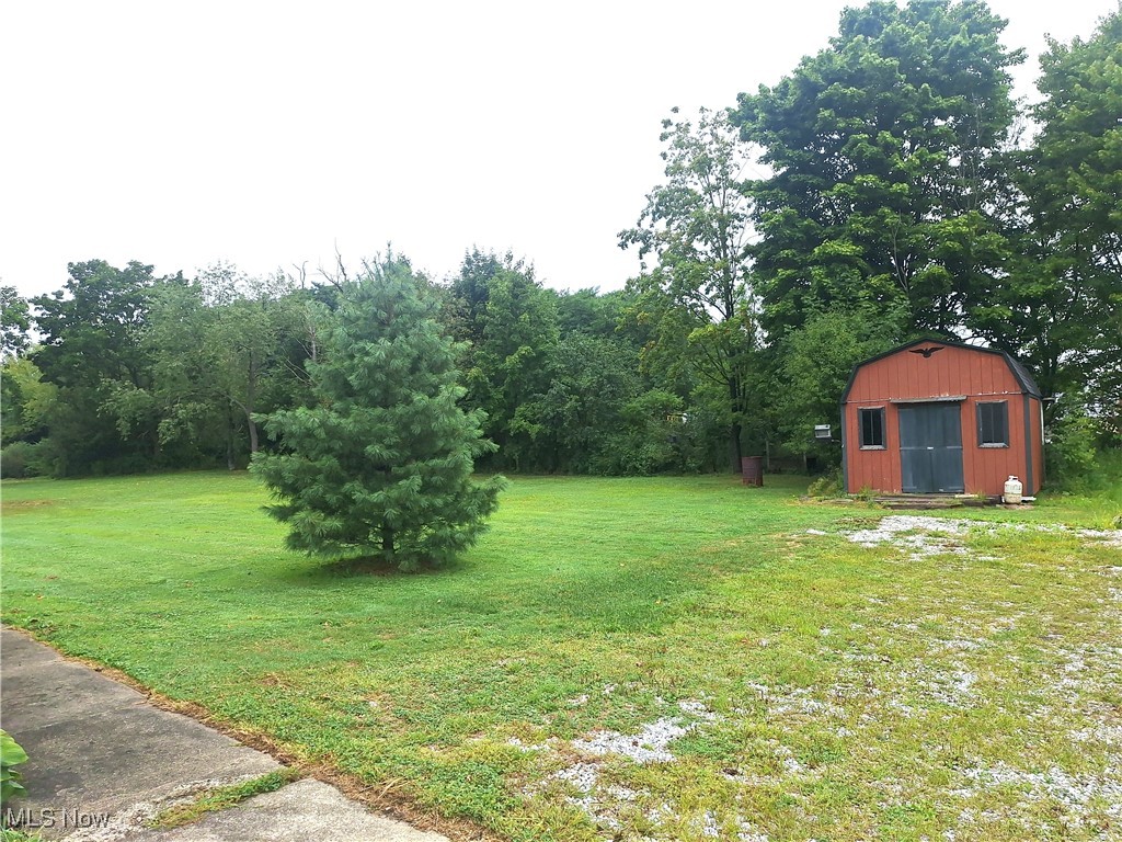 14686 Mayfield Road Chardon, OH 44024 - Photo 19 of 21