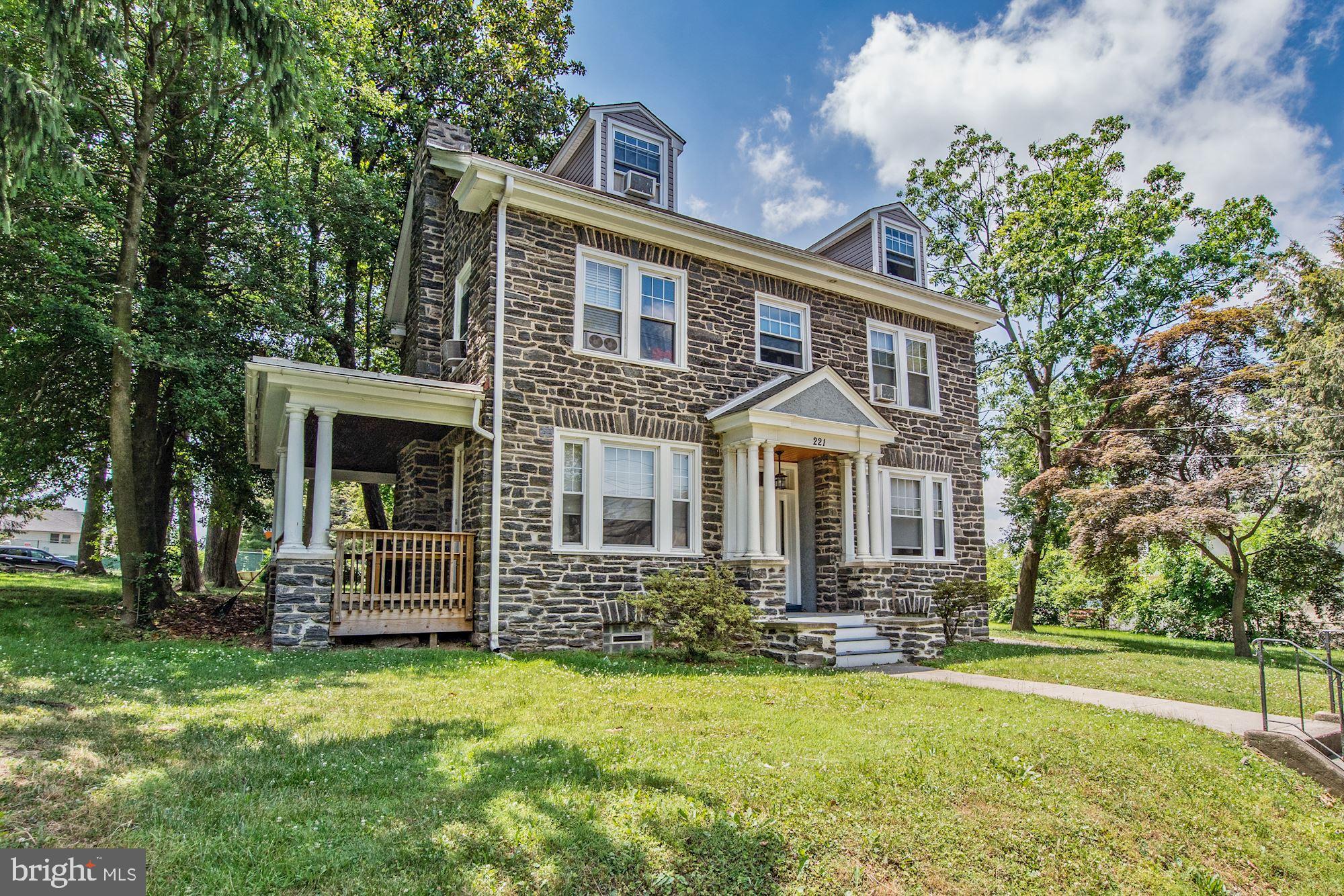 221 South State Road Upper Darby, PA 19082 - Photo 1 of 31