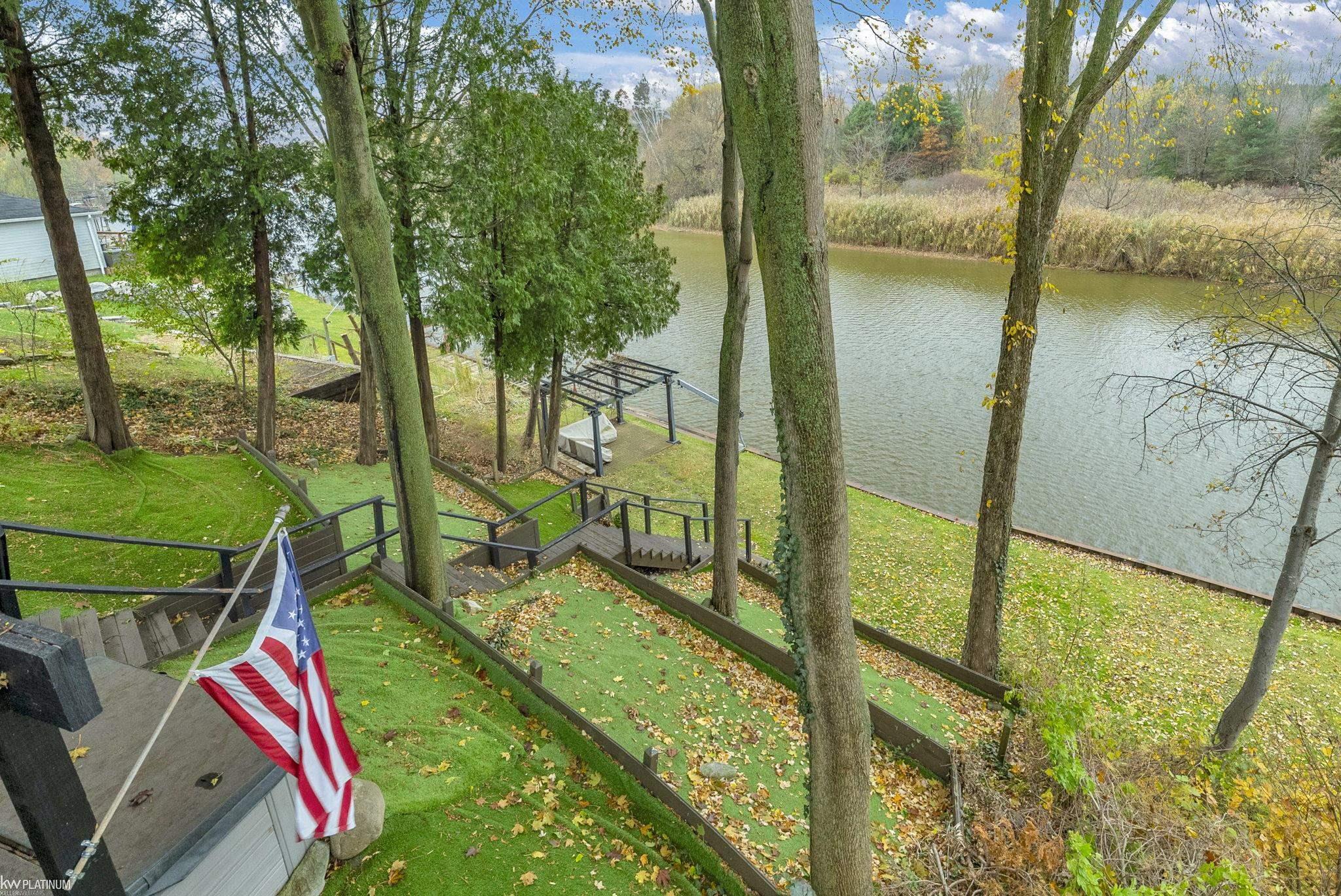 3419 Riverside Drive Port Huron, MI 48060 - Photo 32 of 39