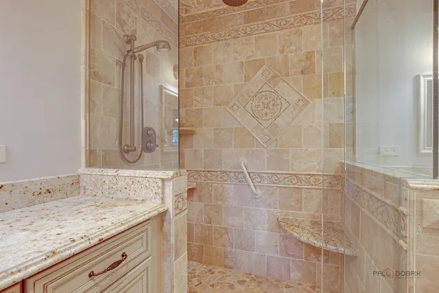 $674,000 | 9 The Court Of Lagoon View, Northbrook, IL 60062