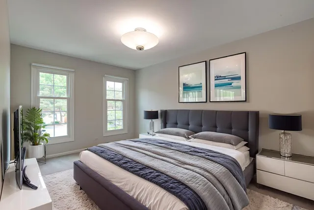 $674,000 | 9 The Court Of Lagoon View, Northbrook, IL 60062