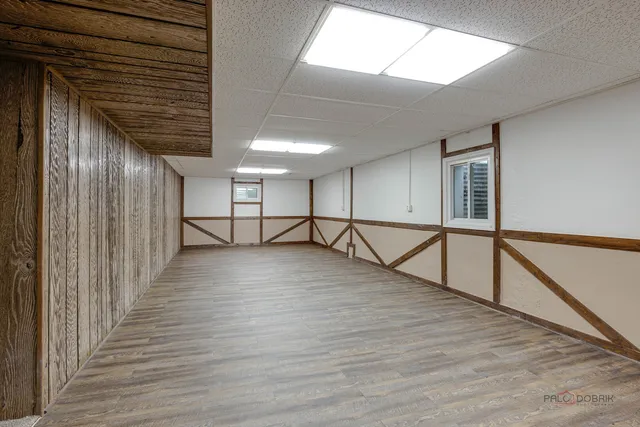 $674,000 | 9 The Court Of Lagoon View, Northbrook, IL 60062