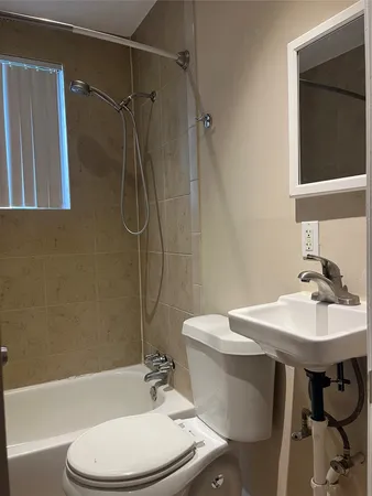 $1,150 | 4010 Feagan Street, Unit 5, Houston, TX 77007