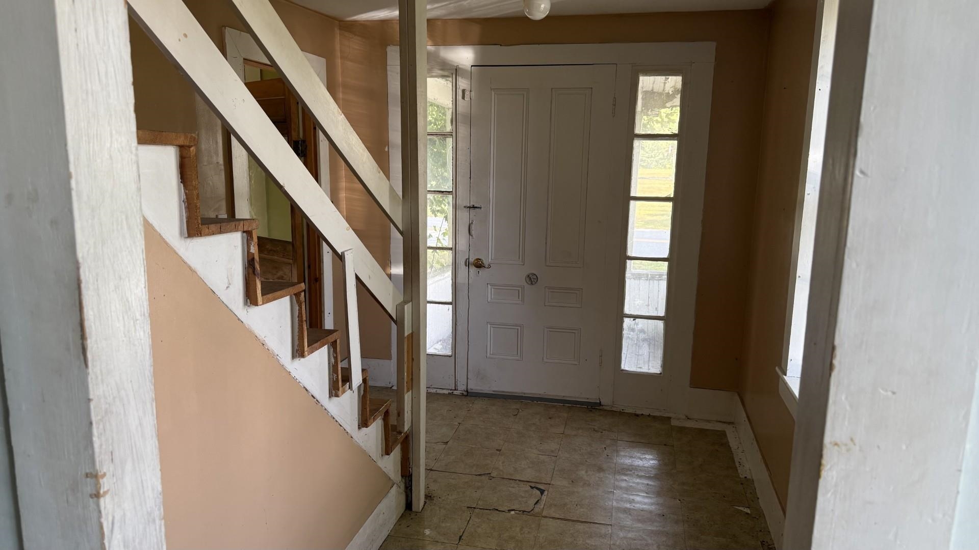 137 South Pleasant Street Troy, VT 05859 - Photo 14 of 23