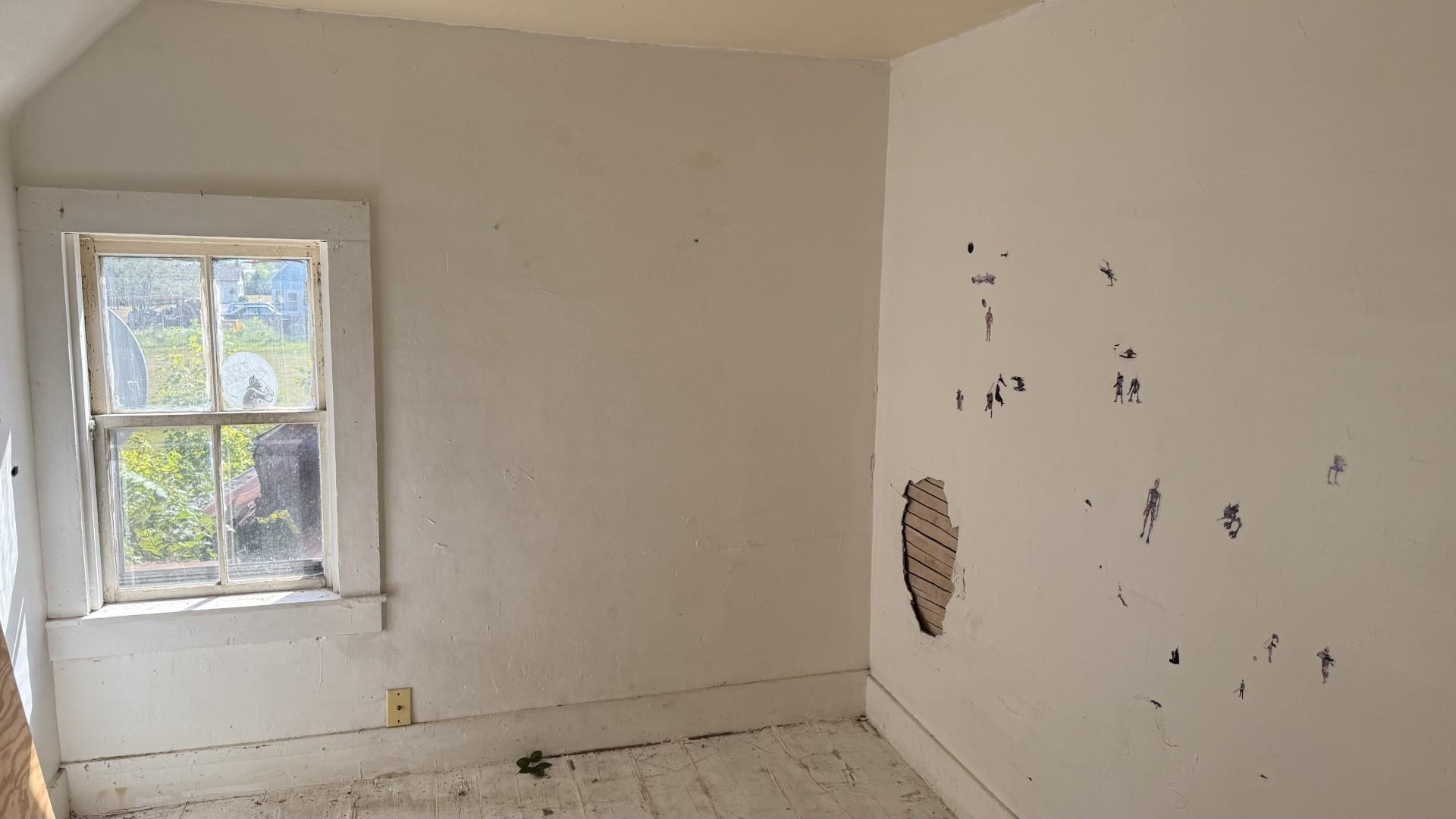 137 South Pleasant Street Troy, VT 05859 - Photo 18 of 23