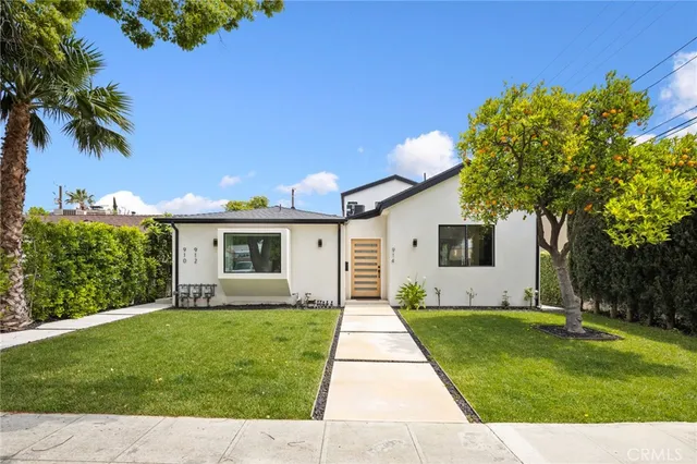 $2,349,000 | 914 North Catalina Street, Burbank, CA 91505