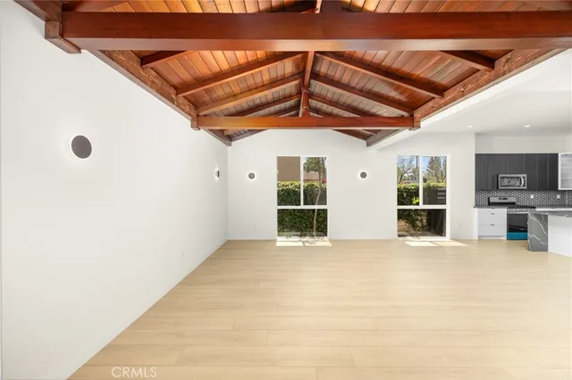 $2,349,000 | 914 North Catalina Street, Burbank, CA 91505