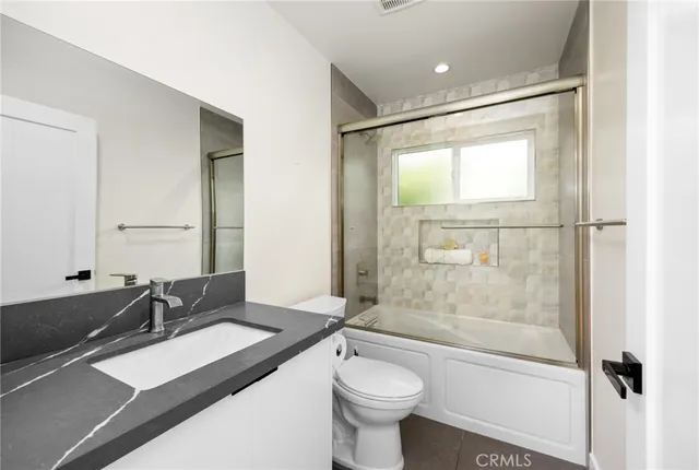 $2,349,000 | 914 North Catalina Street, Burbank, CA 91505