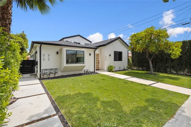 $2,349,000 | 914 North Catalina Street, Burbank, CA 91505