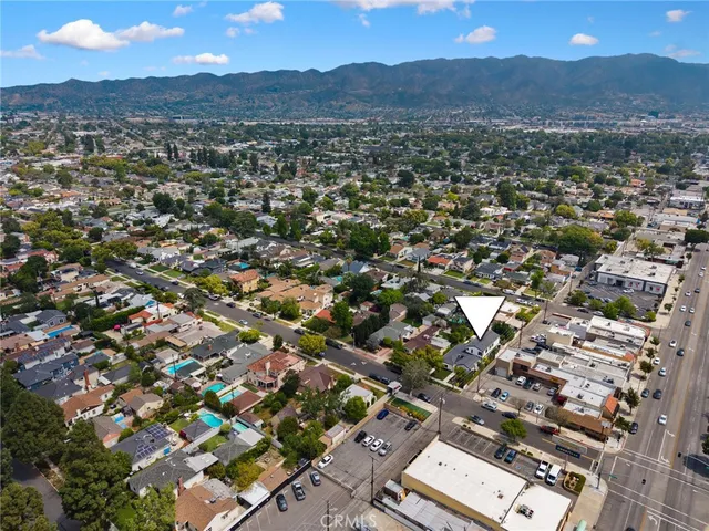$2,349,000 | 914 North Catalina Street, Burbank, CA 91505