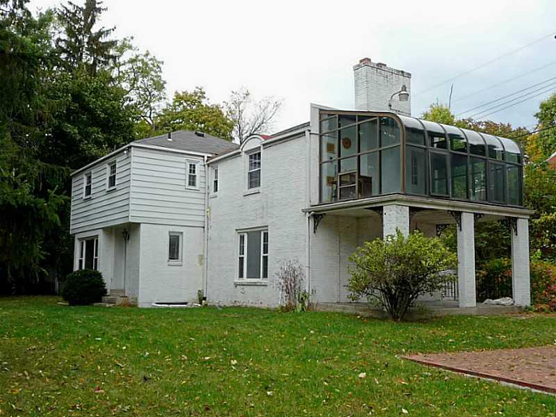 1899 Greentree Road Pittsburgh, PA 15220 - Photo 2 of 25 Exterior Front.