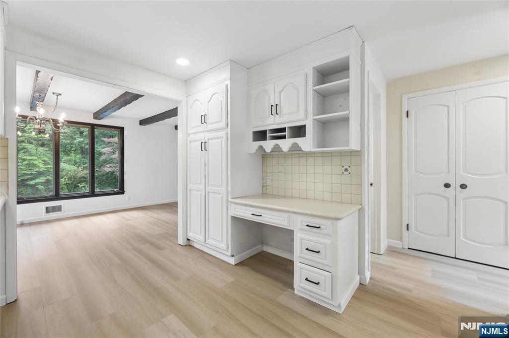 26 Glenwood Road Tenafly, NJ 07670 - Photo 9 of 31