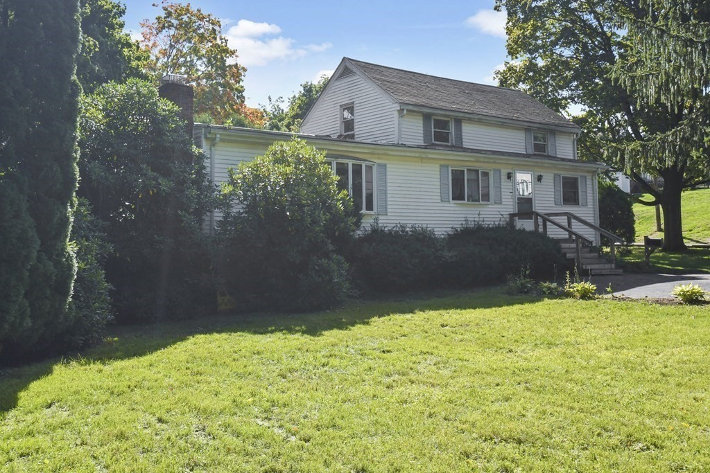 6 Fryeburg Road Woburn, MA 01801 - Photo 2 of 34 Gallery Image 2
