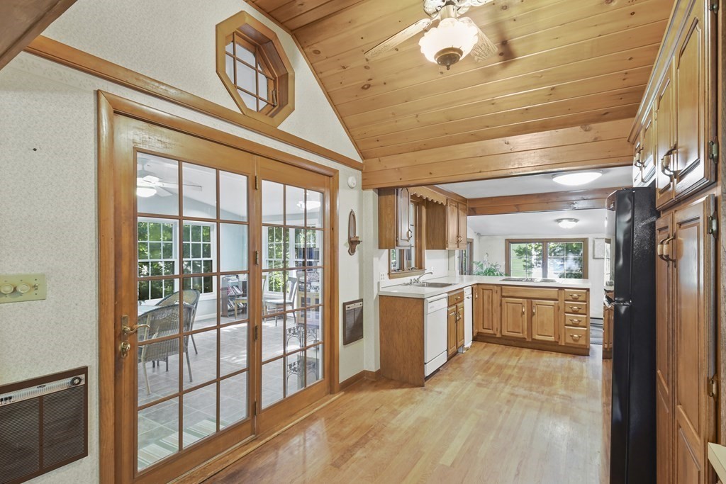 6 Fryeburg Road Woburn, MA 01801 - Photo 9 of 34 Gallery Image 9