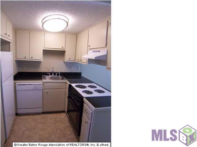 3005 Highland Road, Unit 15 Baton Rouge, LA 70802 - Photo 2 of 5