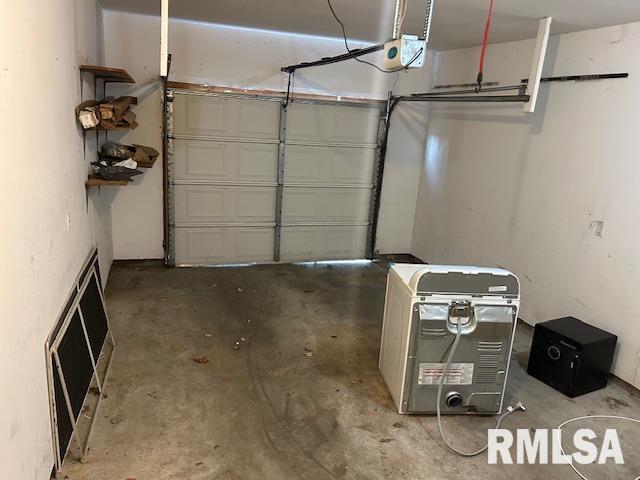 3136 Lakeshire Drive Springfield, IL 62707 - Photo 11 of 13