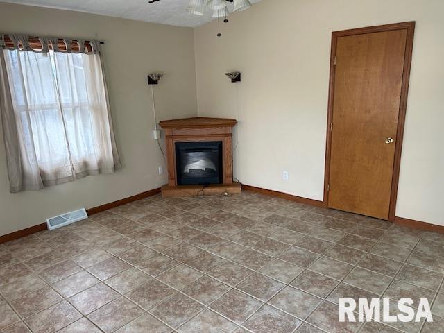 3136 Lakeshire Drive Springfield, IL 62707 - Photo 2 of 13