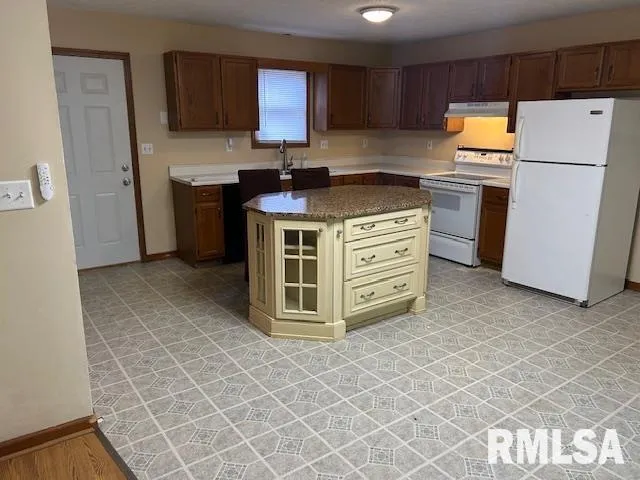 $134,900 | 3136 Lakeshire Drive, Springfield, IL 62707