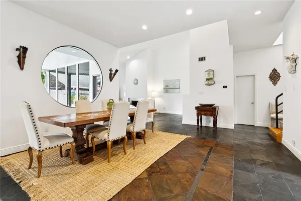$635,000 | 3704 Severn Avenue, Metairie, LA 70002