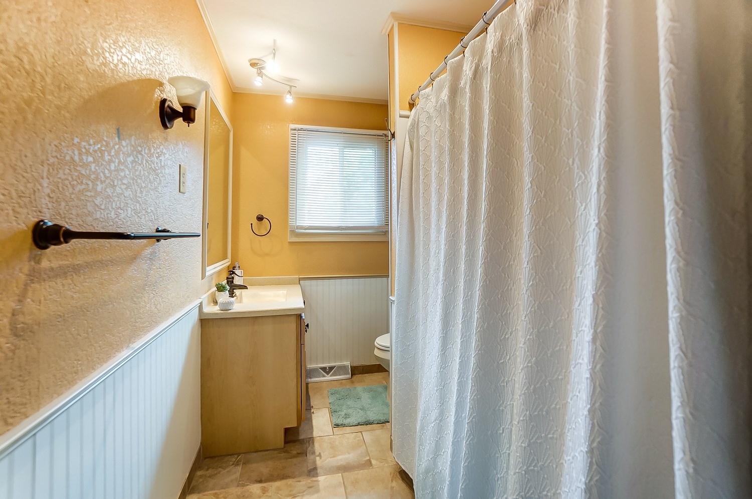 2121 Bremer Road Fort Wayne, IN 46803 - Photo 18 of 31