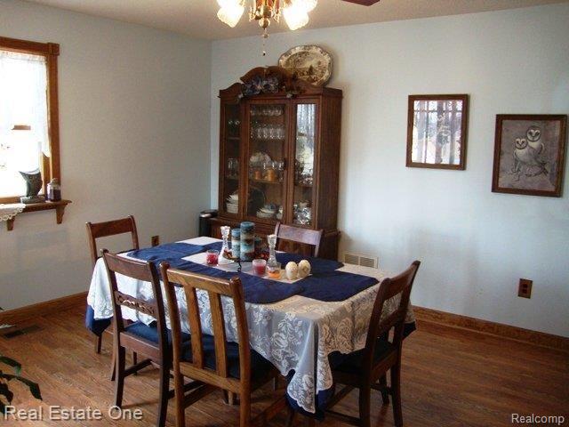10340 Exeter Road Carleton, MI 48117 - Photo 18 of 25 FORMAL DR