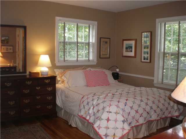 4305 Waybourn Road Columbus, OH 43220 - Photo 11 of 18
