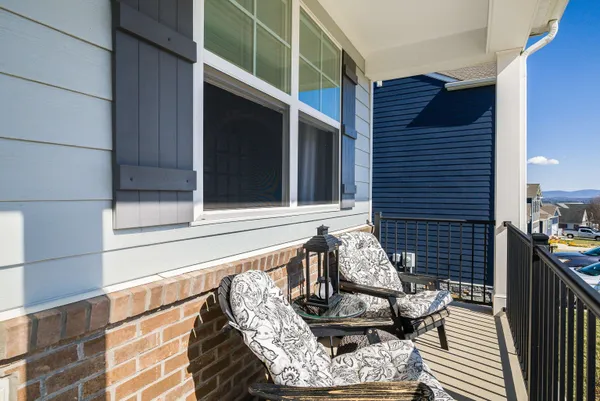 $509,900 | 411 Stonewall Jackson Boulevard, Staunton, VA 24401