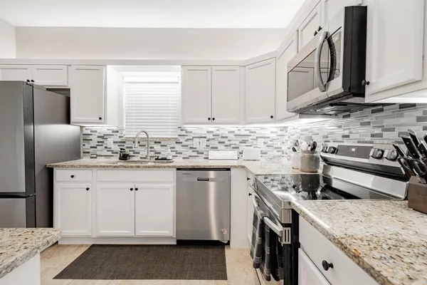 $1,800 | 114 Sierra Madre Street, Payne Springs, TX 75156