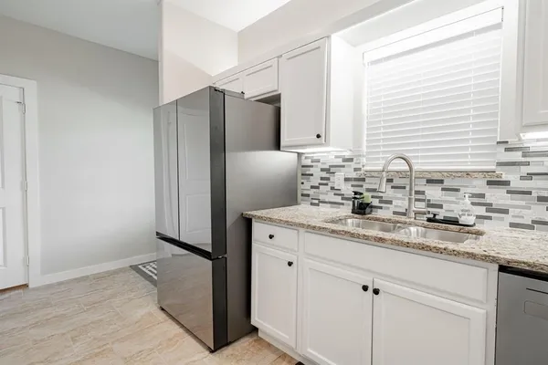 $1,800 | 114 Sierra Madre Street, Payne Springs, TX 75156