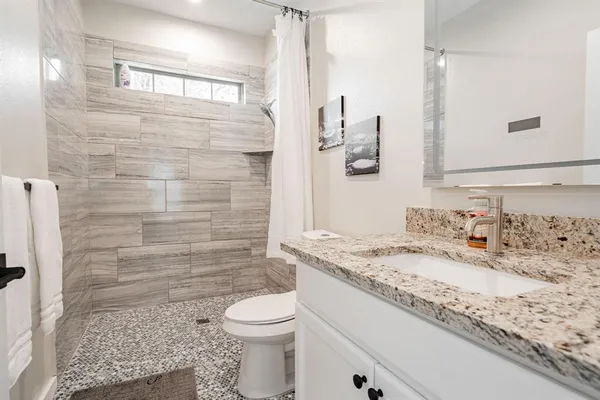 $1,800 | 114 Sierra Madre Street, Payne Springs, TX 75156