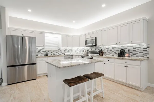 $1,800 | 114 Sierra Madre Street, Payne Springs, TX 75156