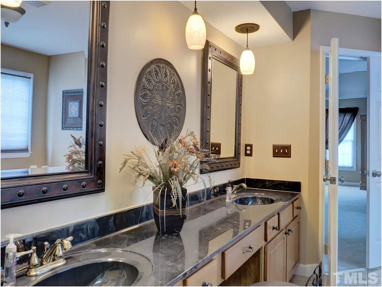 1722 Turtle Ridge Way Raleigh, NC 27614 - Photo 14 of 25 Gallery Image 14