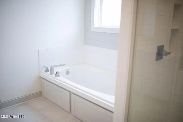 $649,999 | 256 Arbor Trail, Brandon, MS 39047