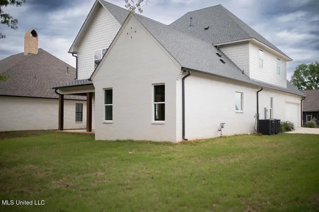 $649,999 | 256 Arbor Trail, Brandon, MS 39047