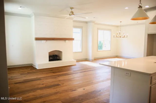 $649,999 | 256 Arbor Trail, Brandon, MS 39047